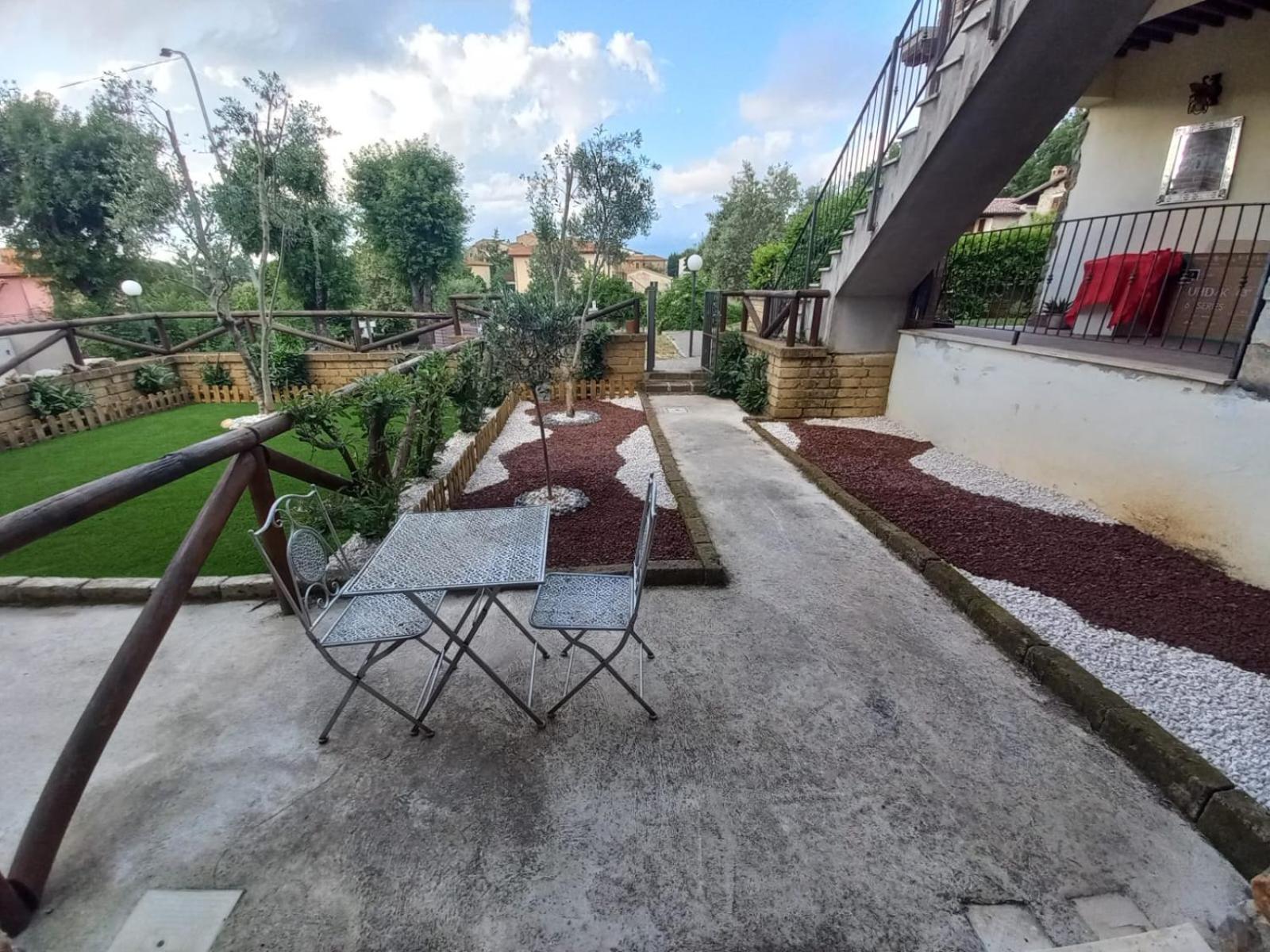 Апартаменты Saturnia House Поджио-Мурелла Экстерьер фото
