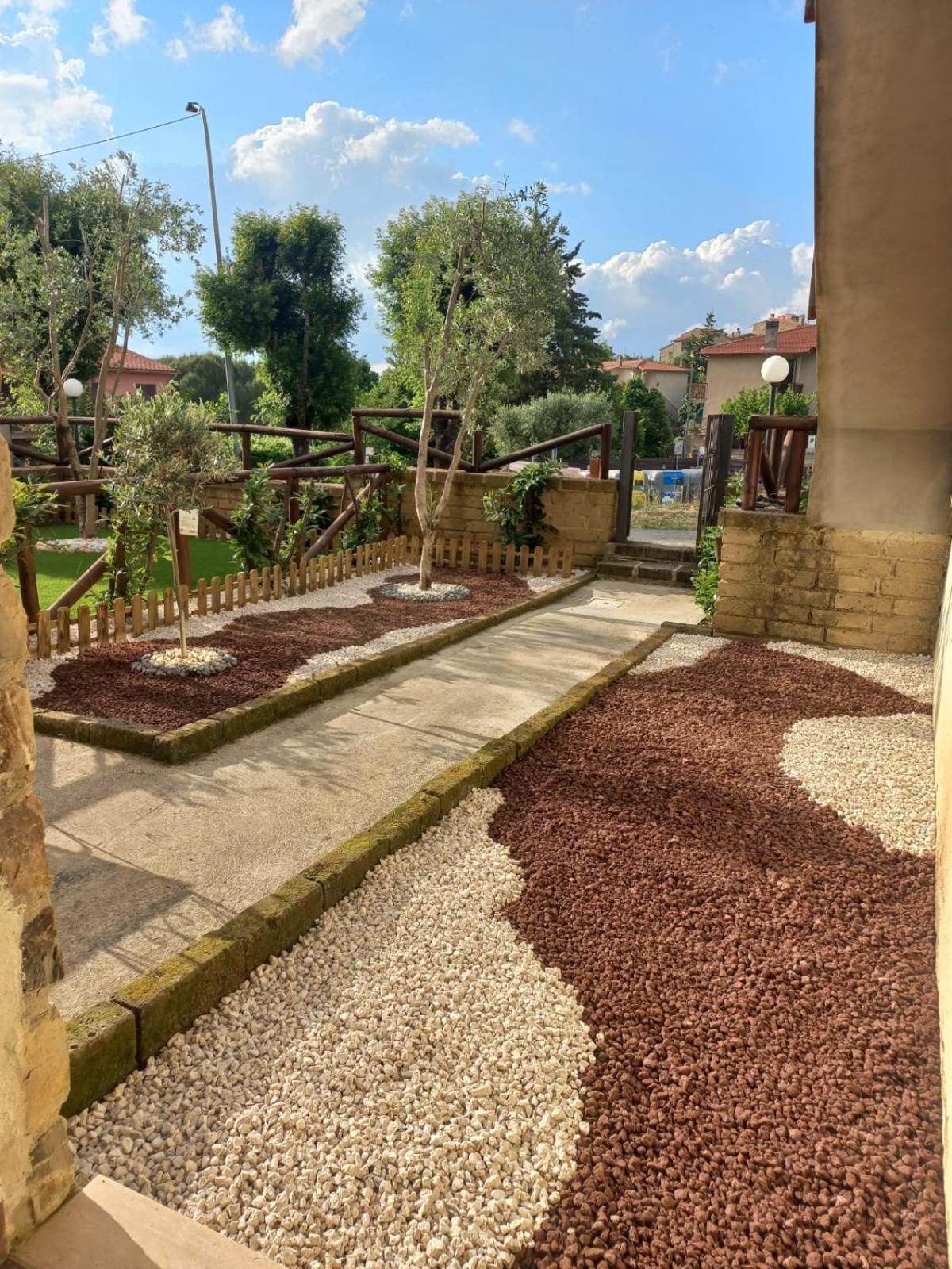 Апартаменты Saturnia House Поджио-Мурелла Экстерьер фото