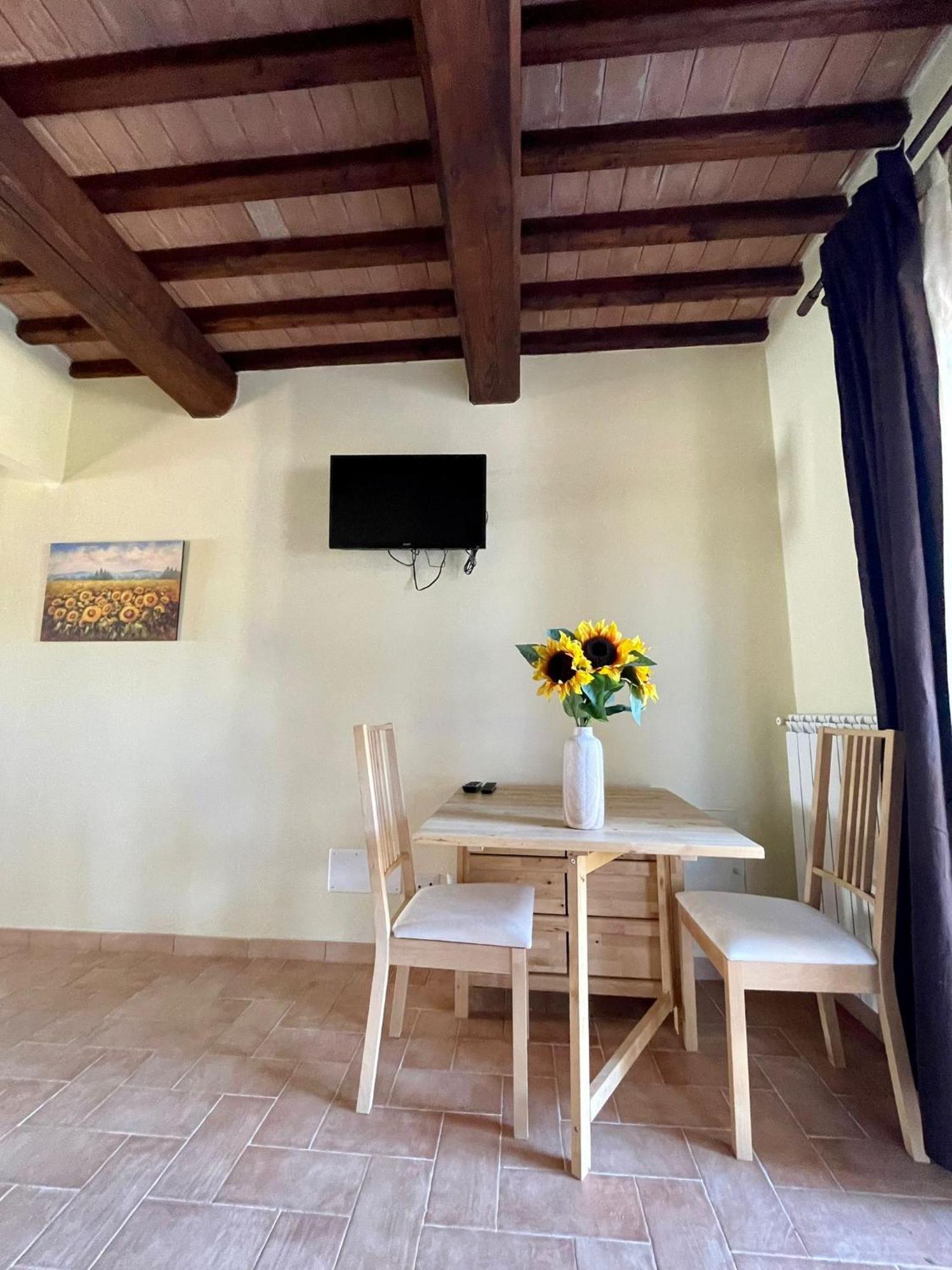 Апартаменты Saturnia House Поджио-Мурелла Экстерьер фото