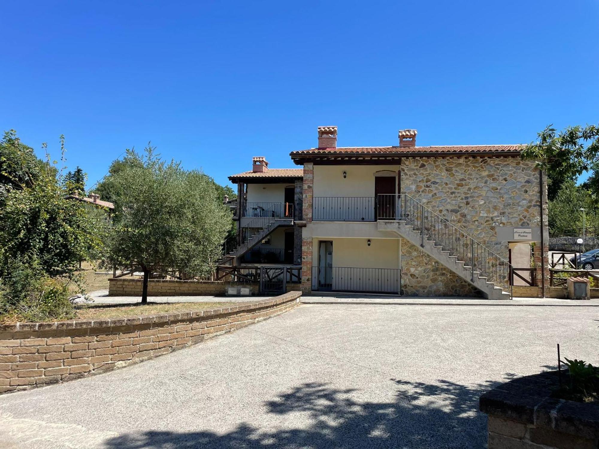 Апартаменты Saturnia House Поджио-Мурелла Экстерьер фото